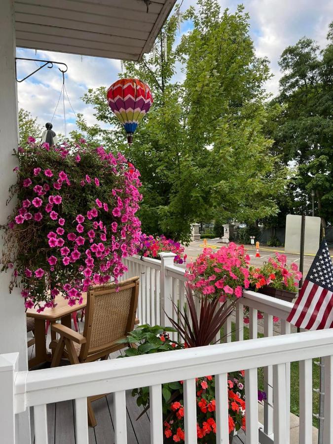 Mill Creek Hotel Lake Geneva Exterior foto