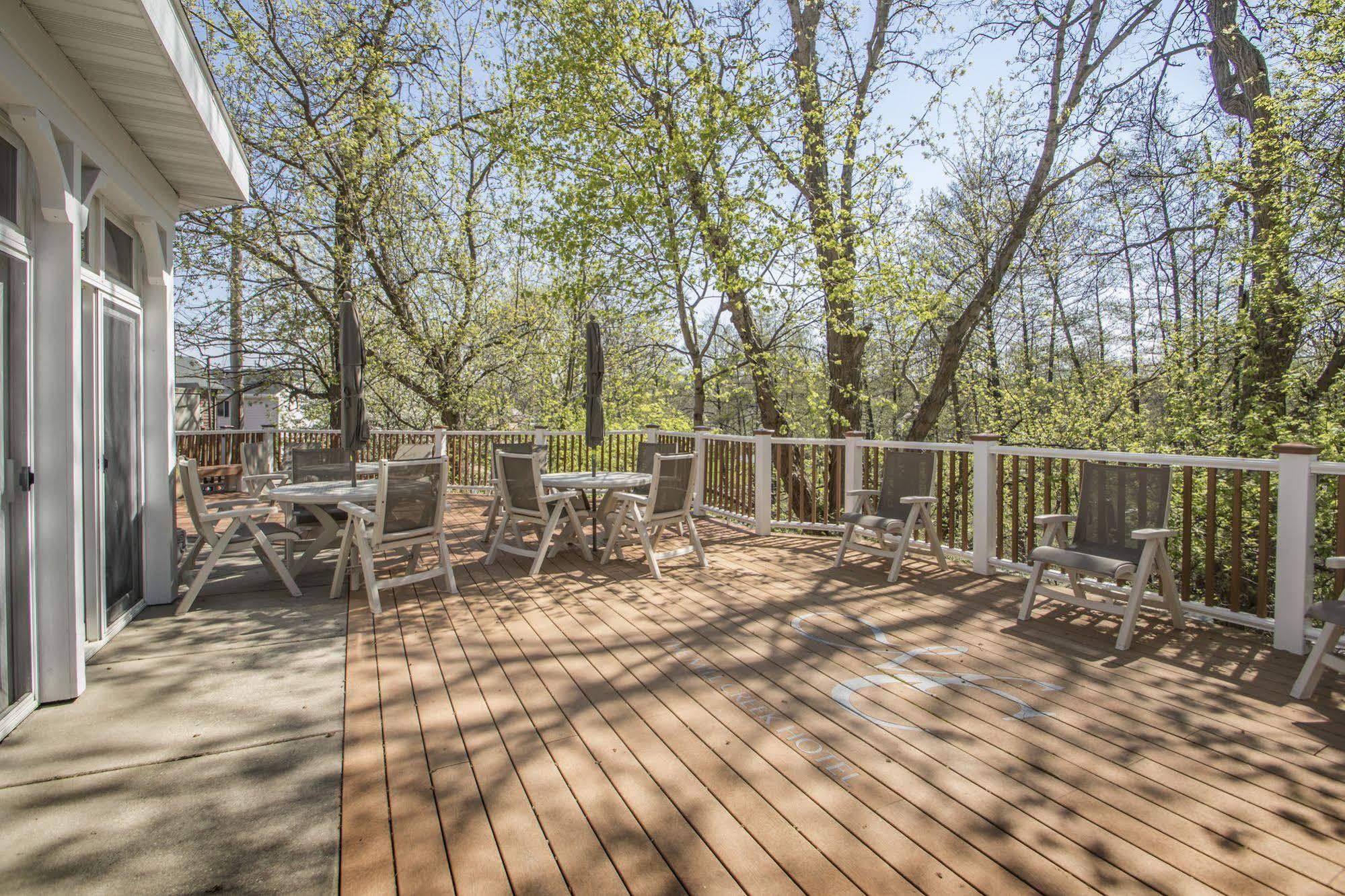 Mill Creek Hotel Lake Geneva Exterior foto
